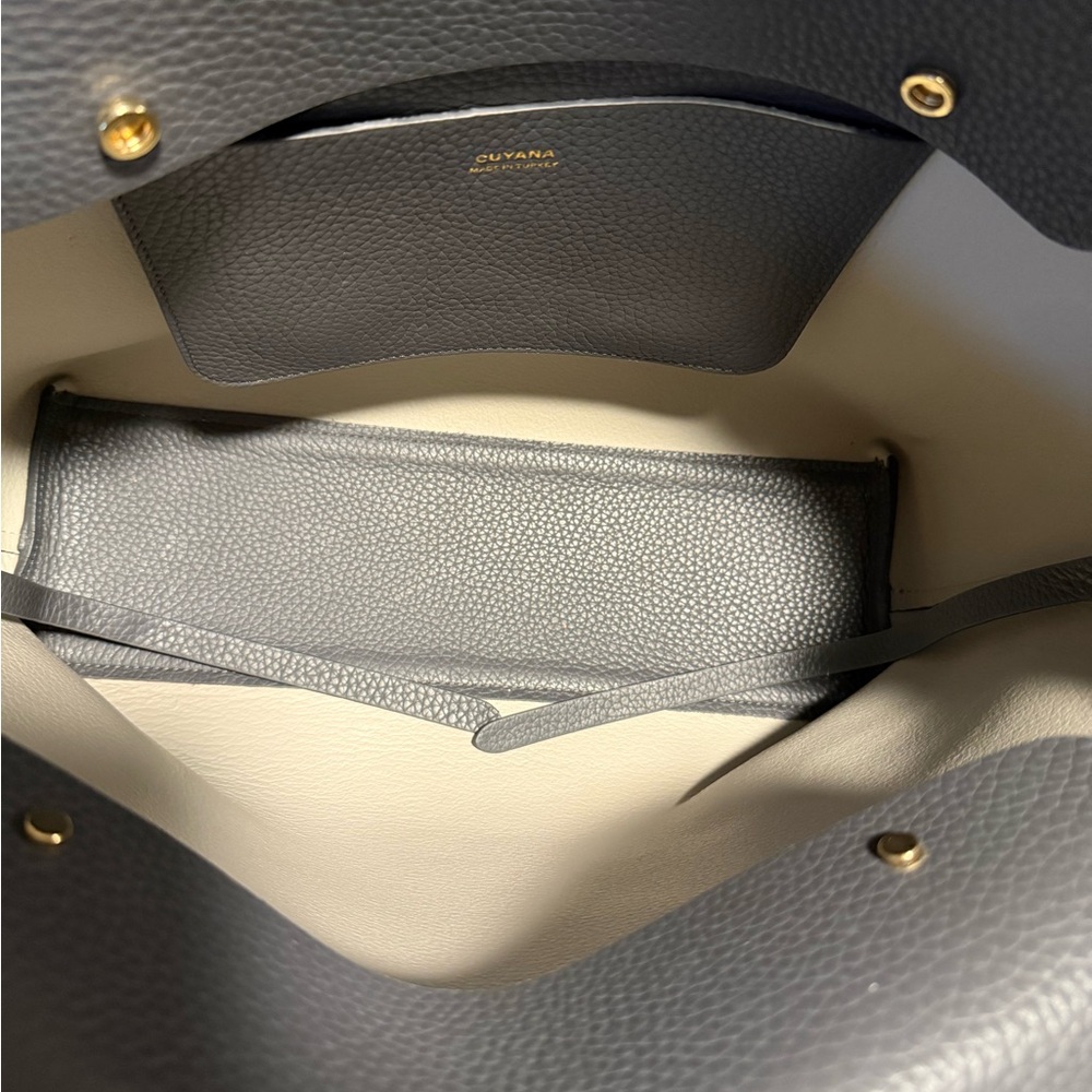 Cuyana Dark Gray Leather Tote - Picture 11 of 15